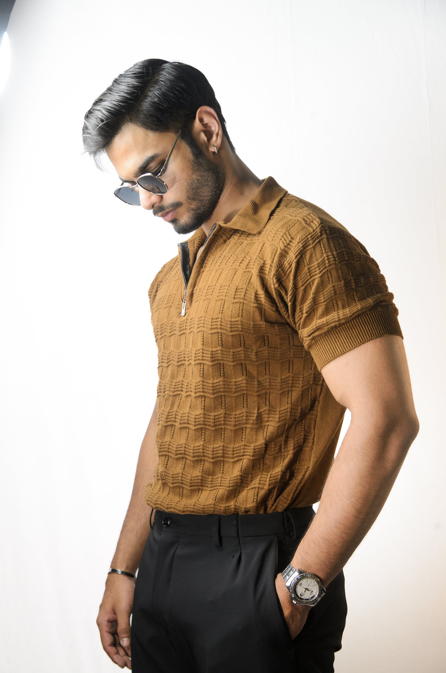 Pointel Brick Knit T-Shirt - BROWN