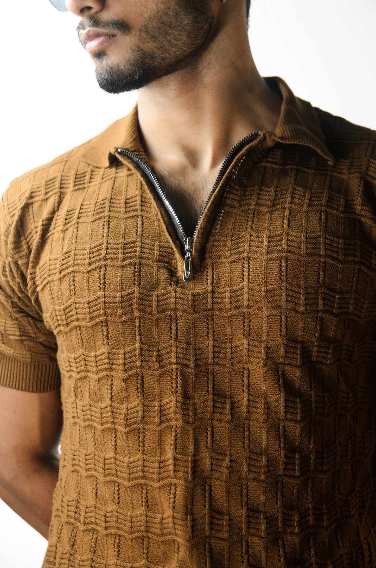 Pointel Brick Knit T-Shirt - BROWN