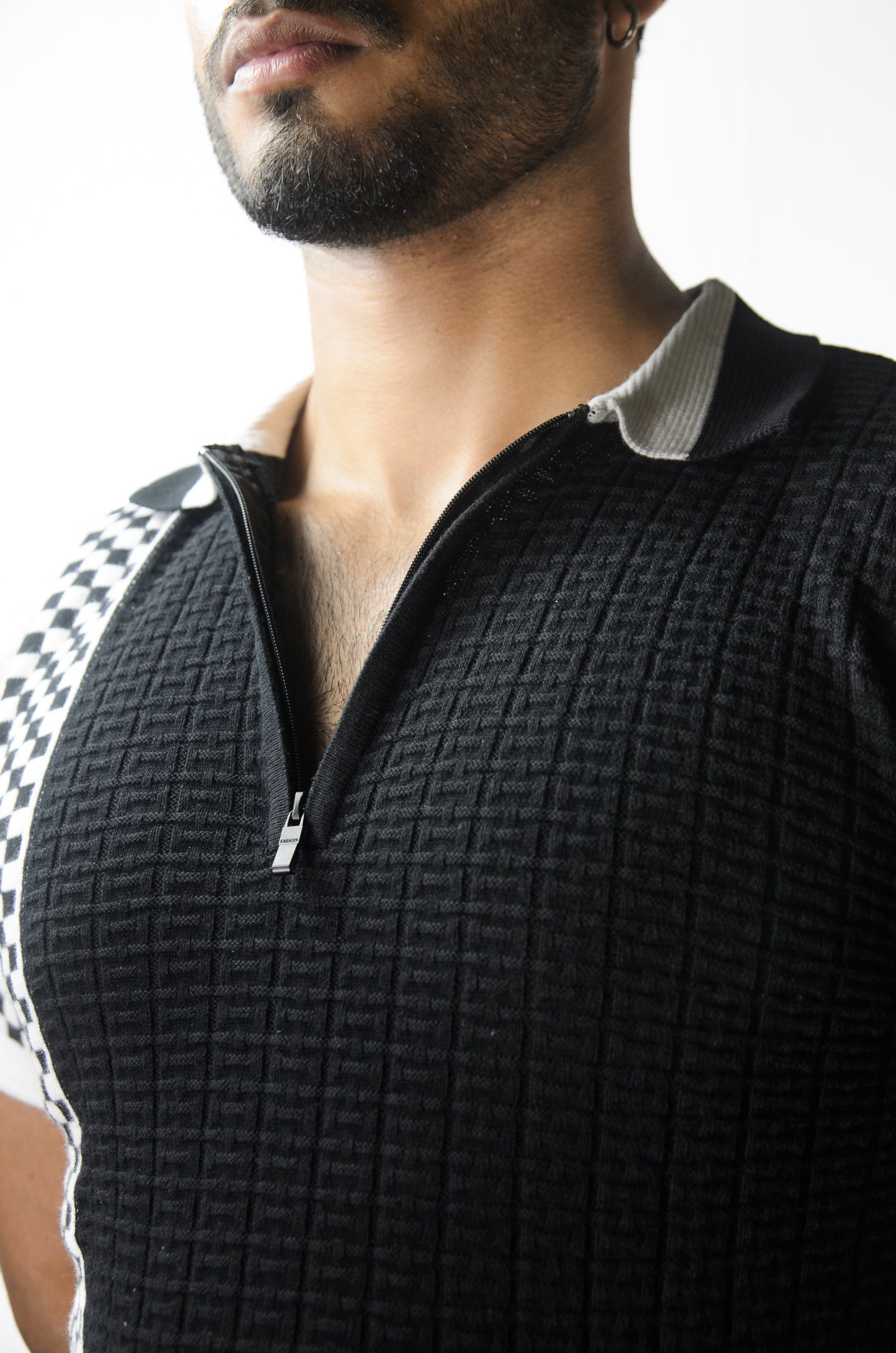 Checks Patterned Knitted T-Shirt - BLACK and WHITE