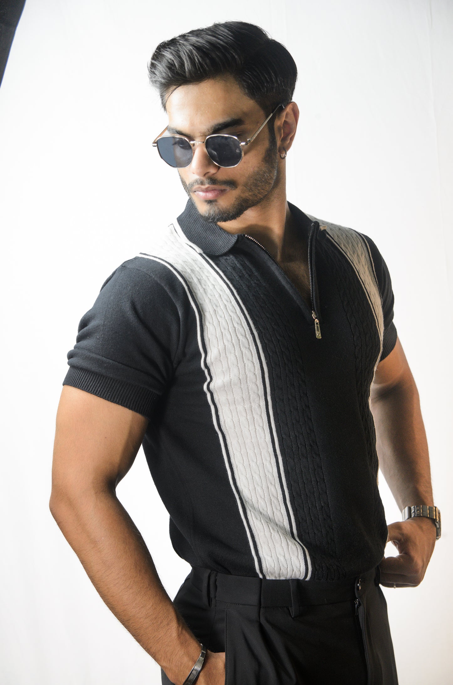 European Style Knitted T-Shirt - BLACK