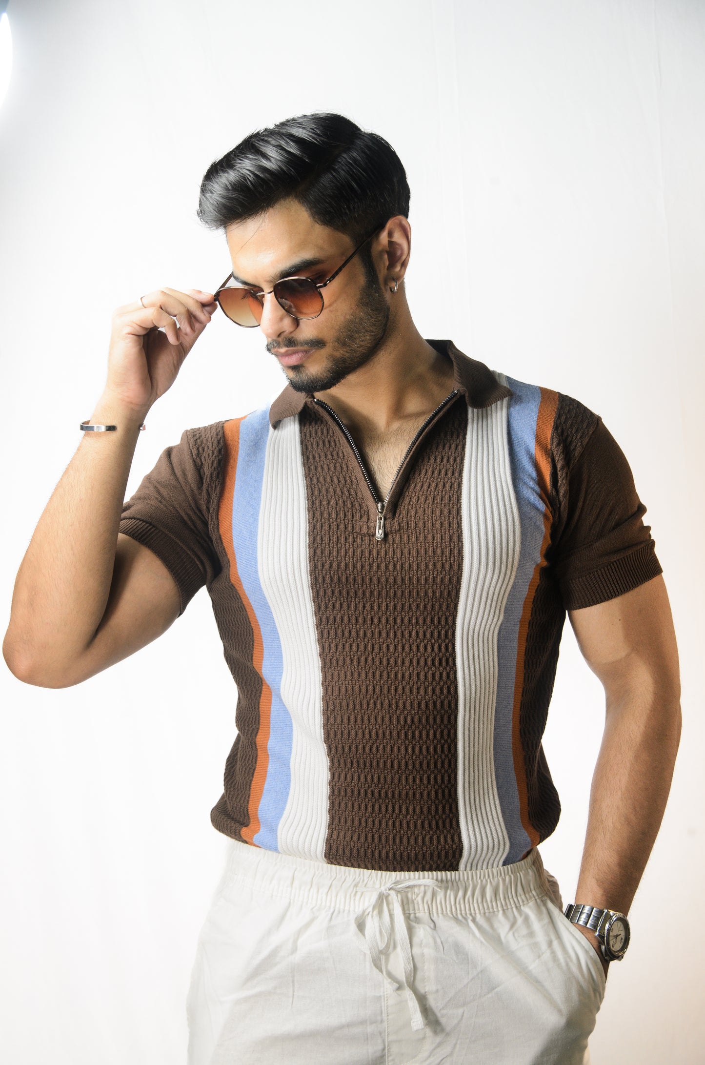 Retro Inspired Knit T-Shirt - BROWN