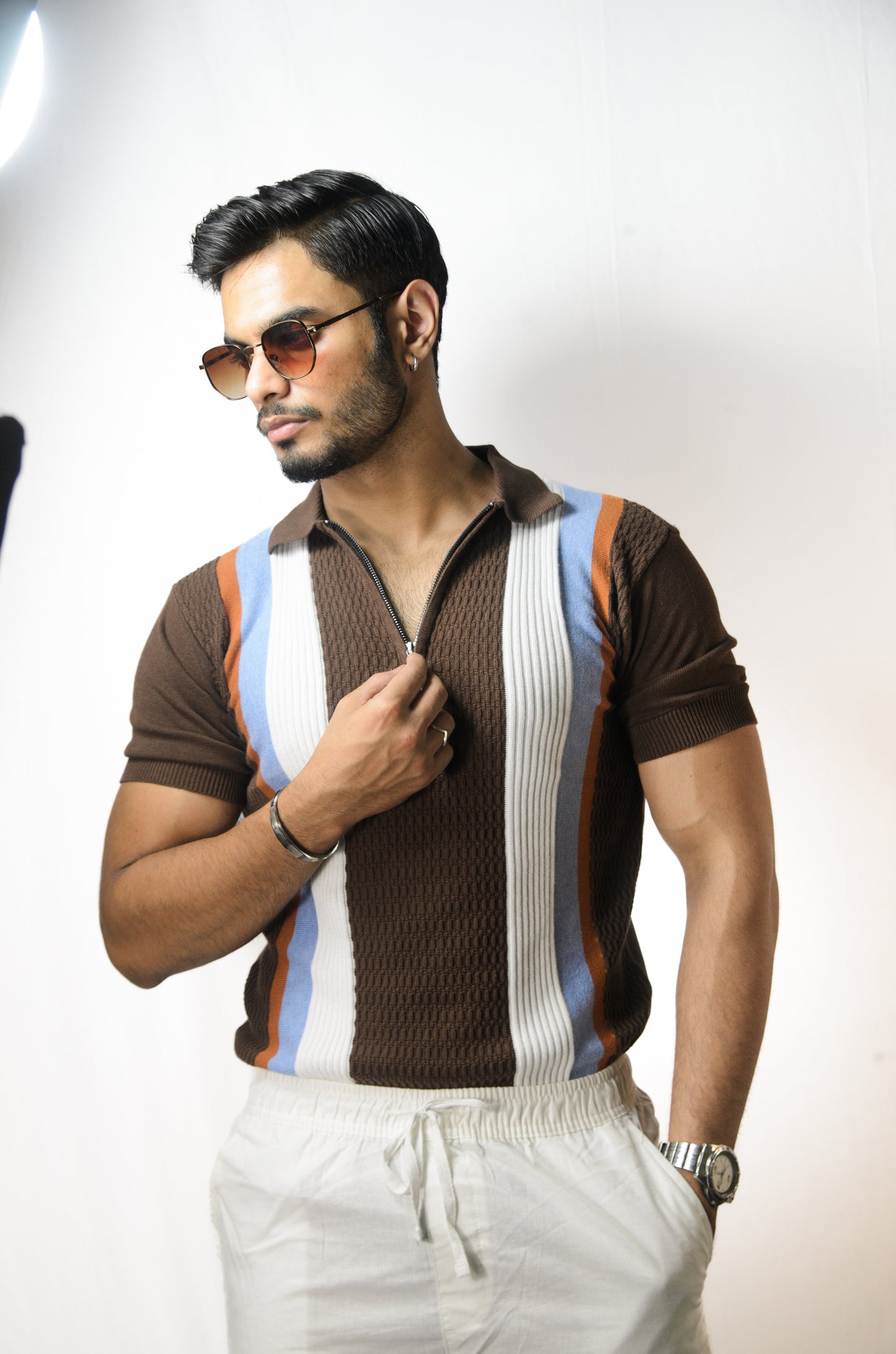 Retro Inspired Knit T-Shirt - BROWN