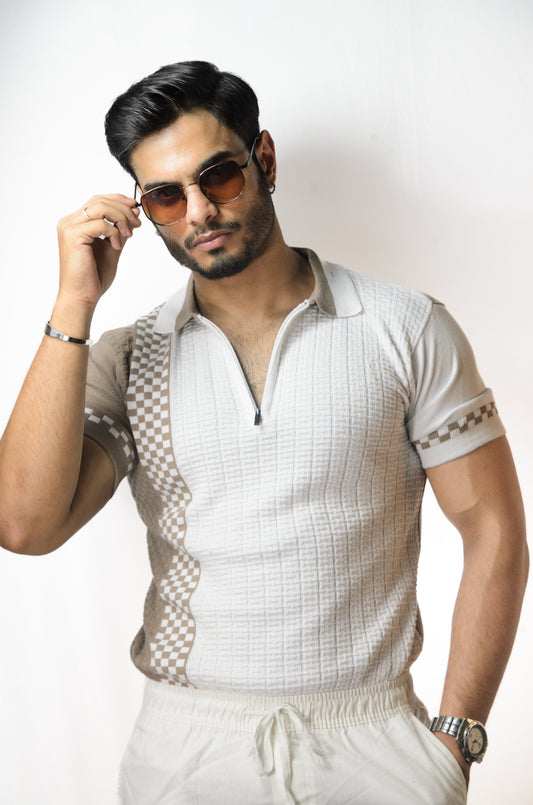 Checks Patterned Knitted T-Shirt - WHITE and MOUSE