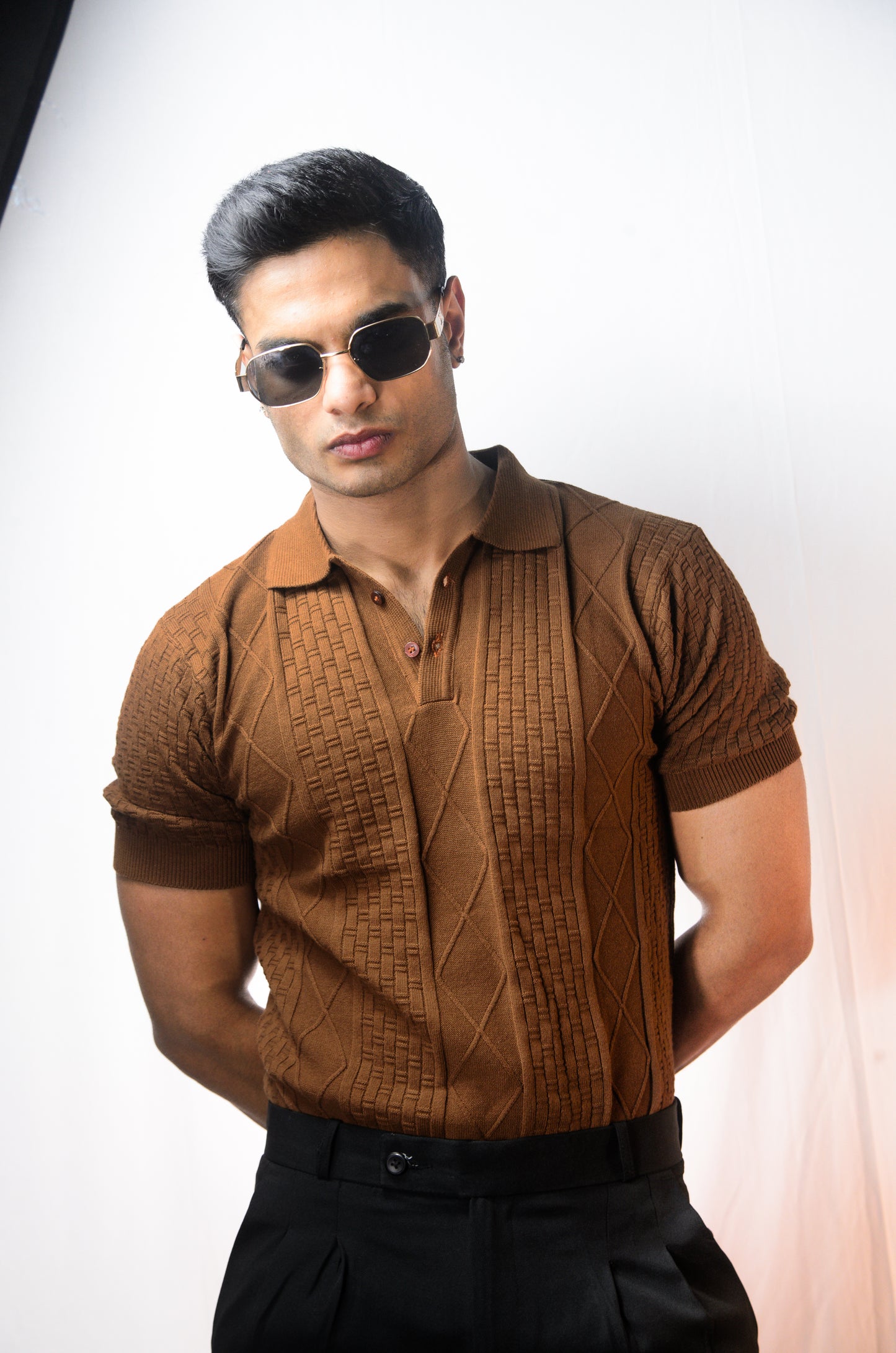 The Brookline Knit T-shirt - BROWN