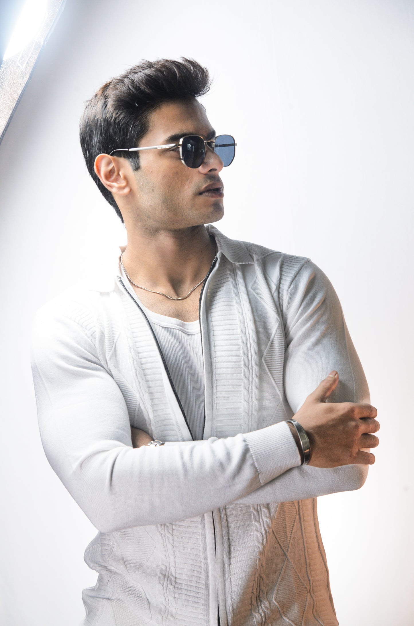 The Montague Full Zip Long Sleeve Tshirt - WHITE