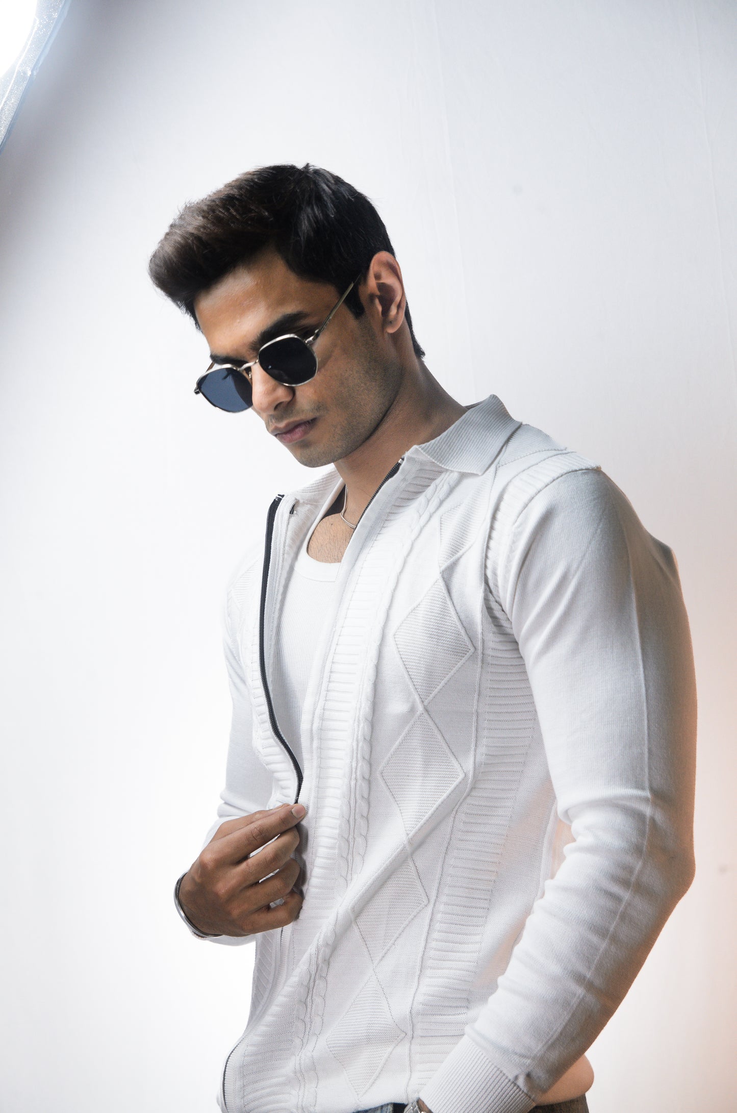 The Montague Full Zip Long Sleeve Tshirt - WHITE