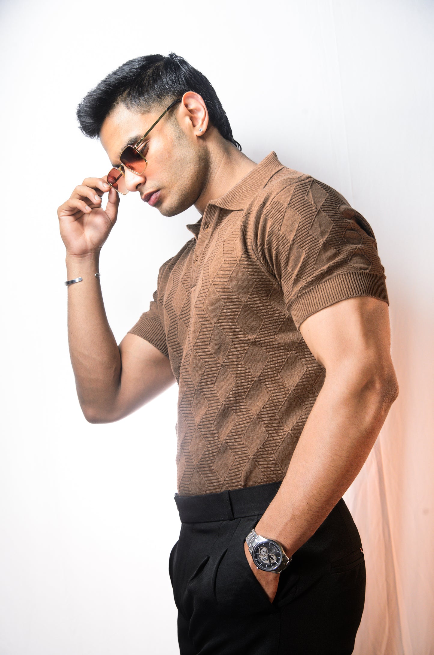 The Chelsea Knit T-Shirt - BROWN