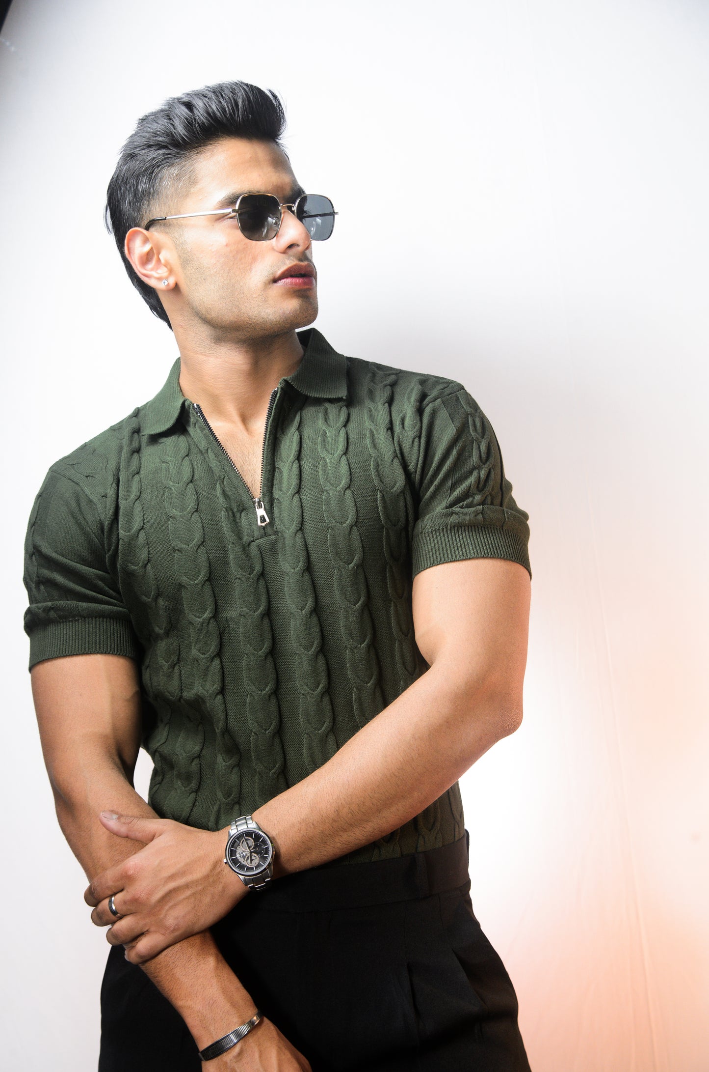 The Oakmont Knit T-Shirt- Olive