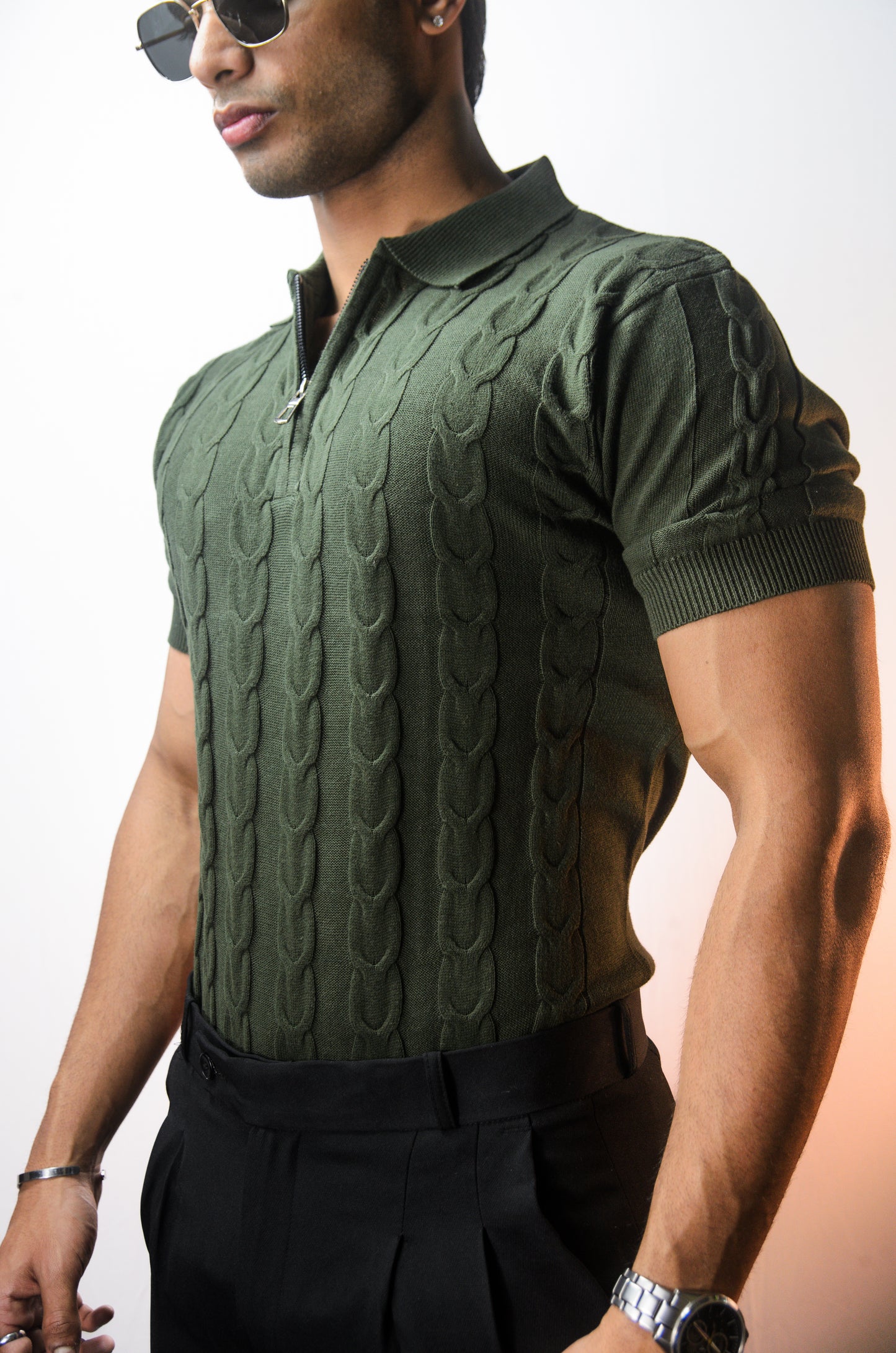 The Oakmont Knit T-Shirt- Olive