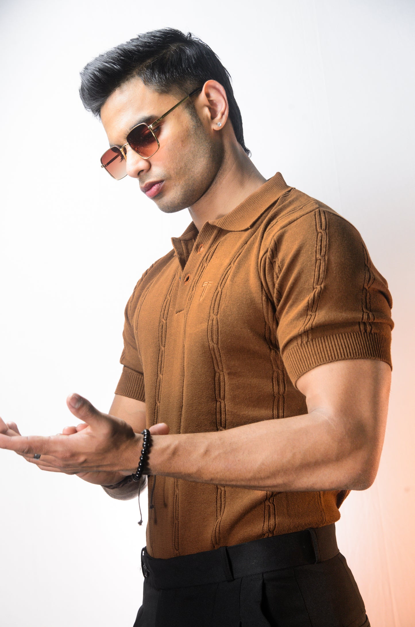 The Noiré Half Sleeve Polo - BROWN