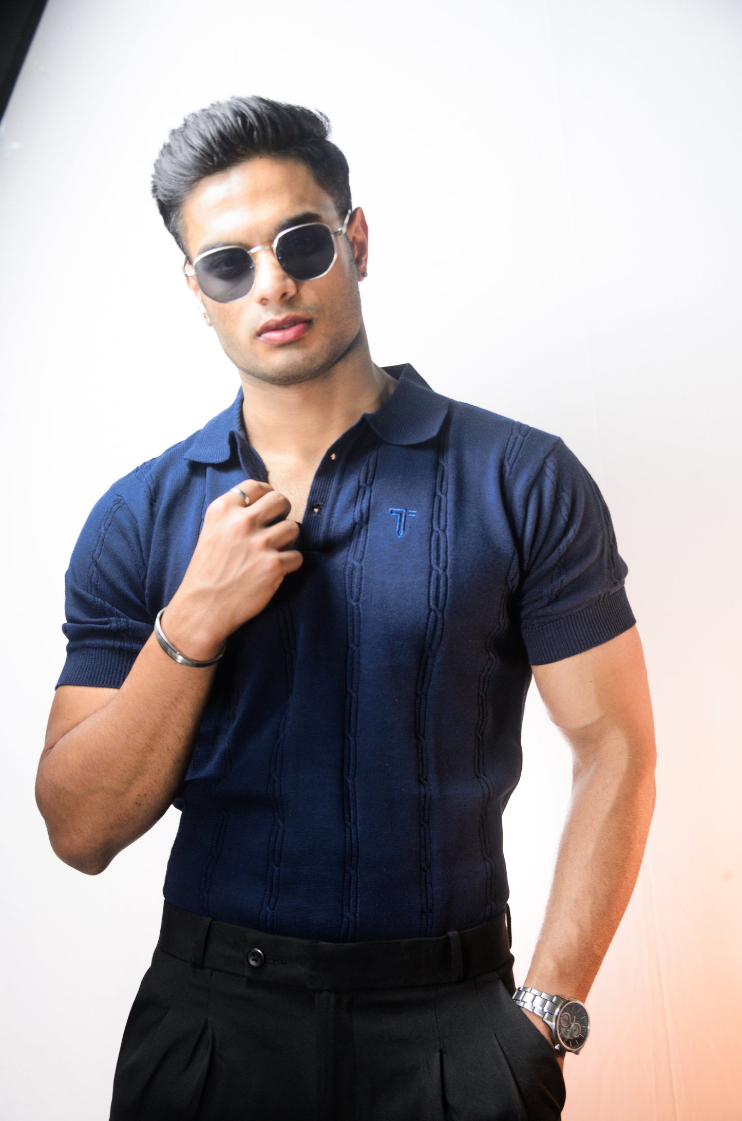 The Noiré Half Sleeve Polo - NAVY