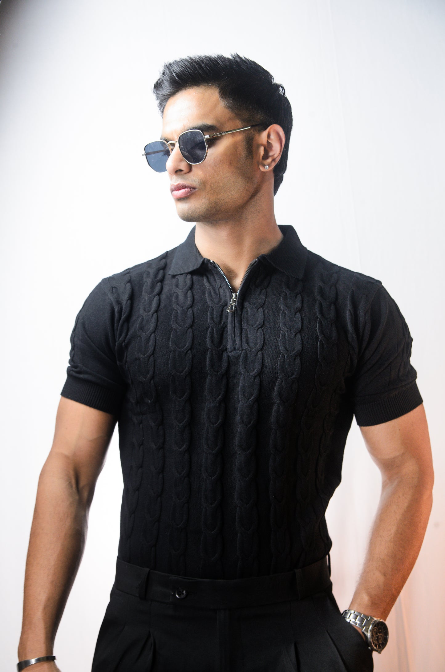 The Oakmont Knit T-Shirt- BLACK