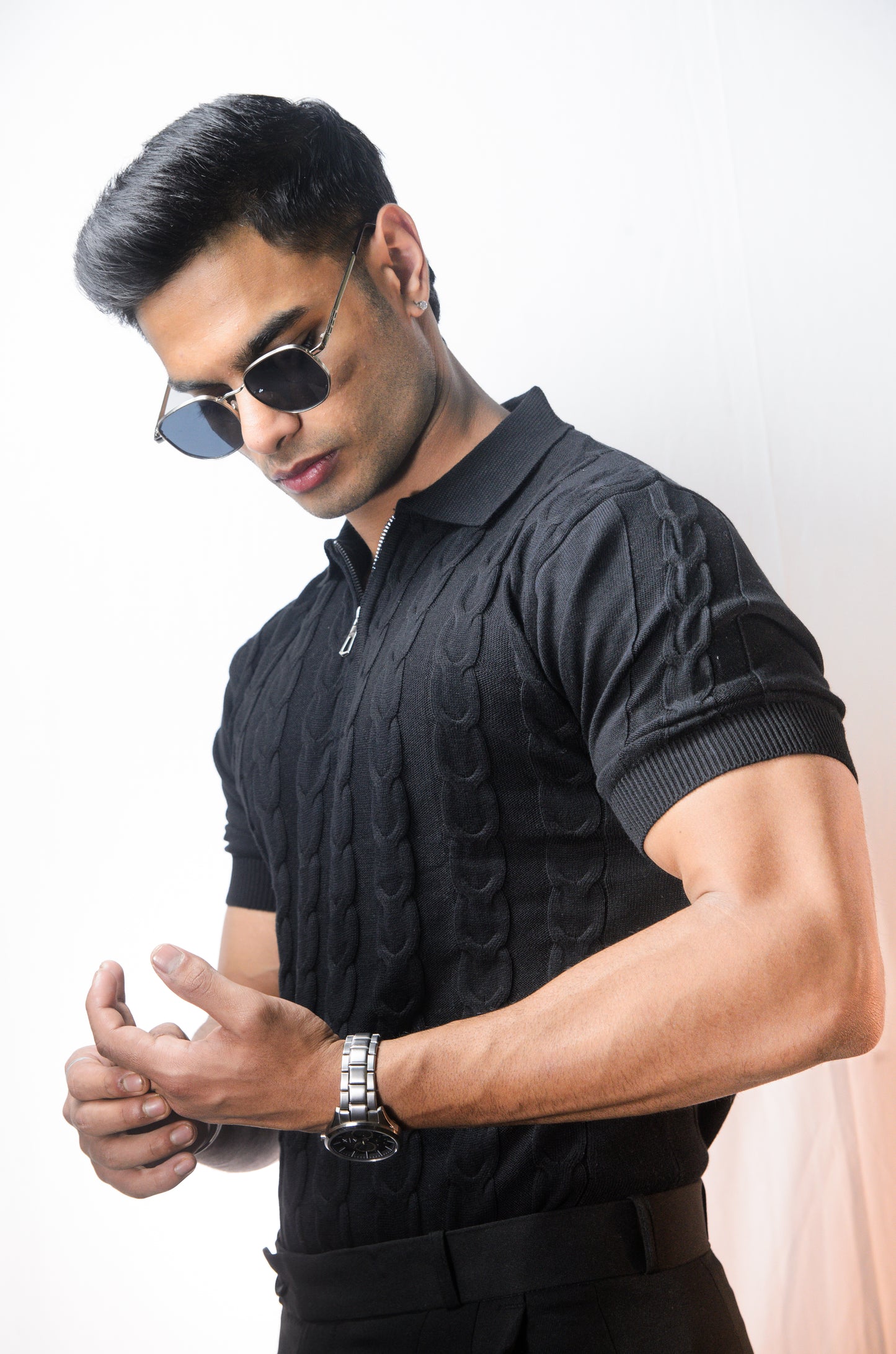 The Oakmont Knit T-Shirt- BLACK