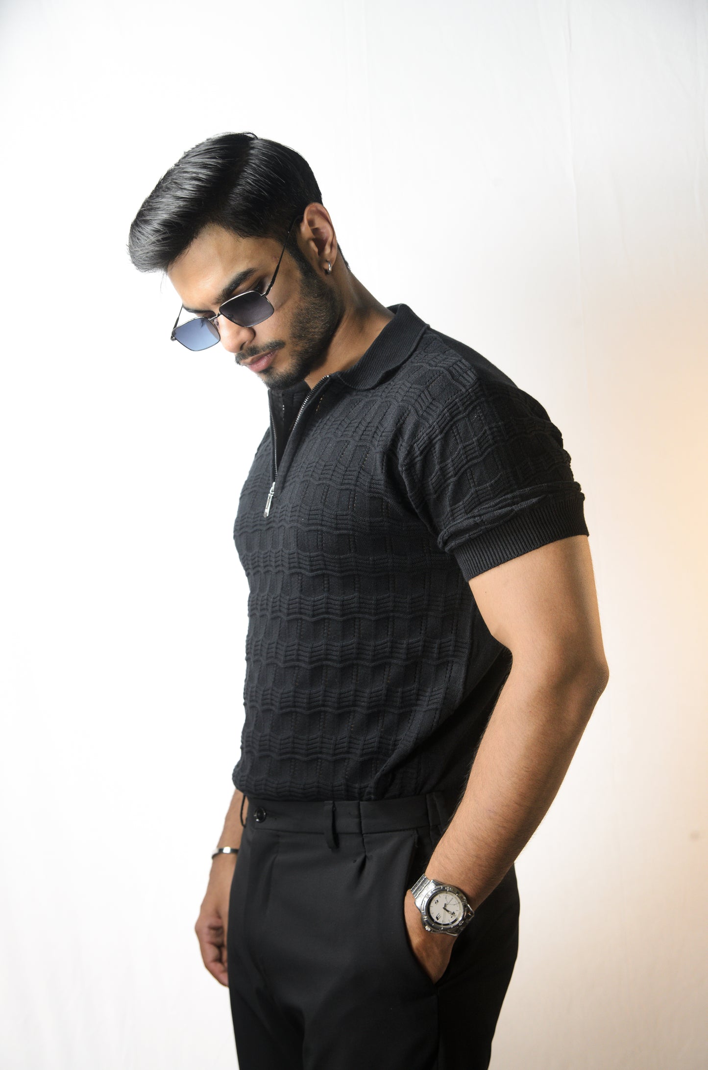 Pointel Brick Knit T-Shirt - BLACK