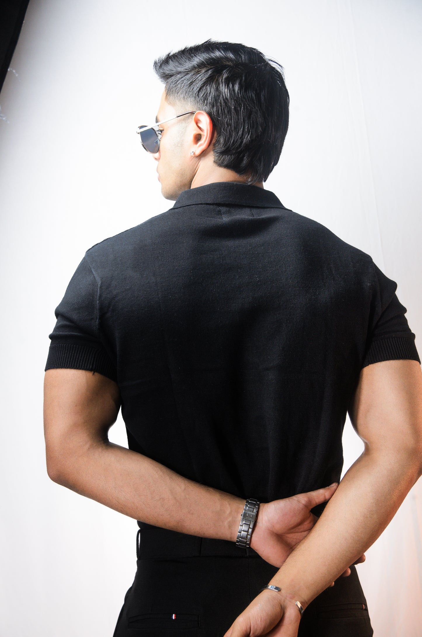 The Oakmont Knit T-Shirt- BLACK