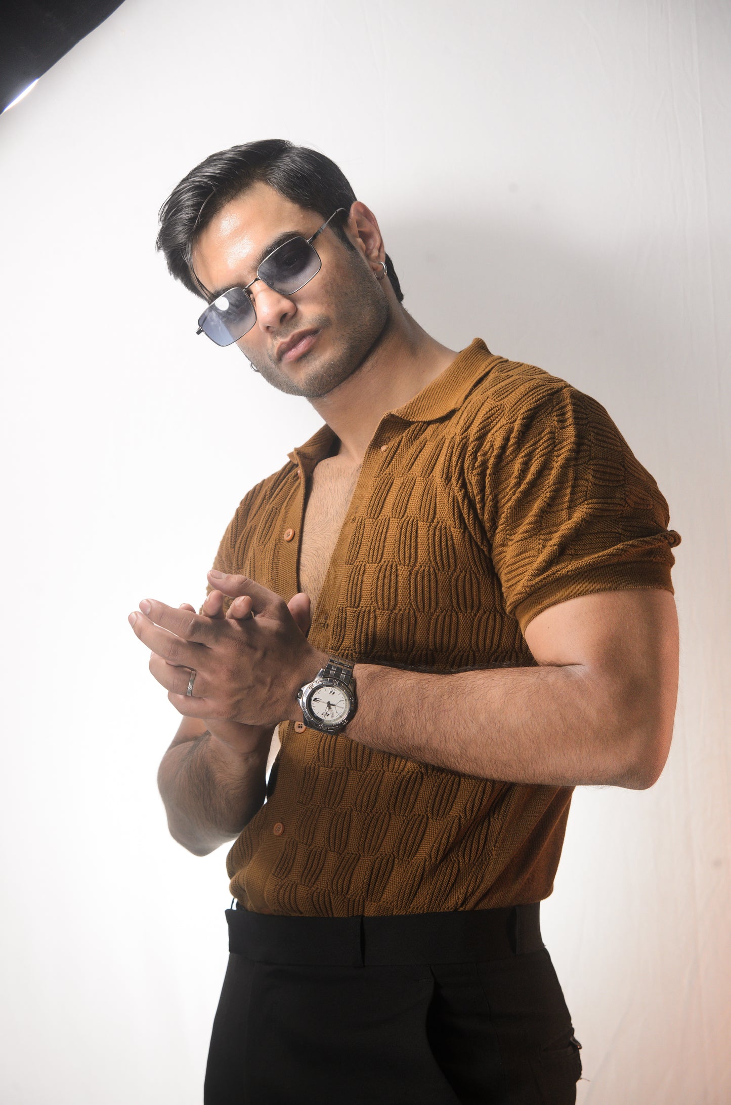 Knitcraft Classic Knitted Shirt - BROWN