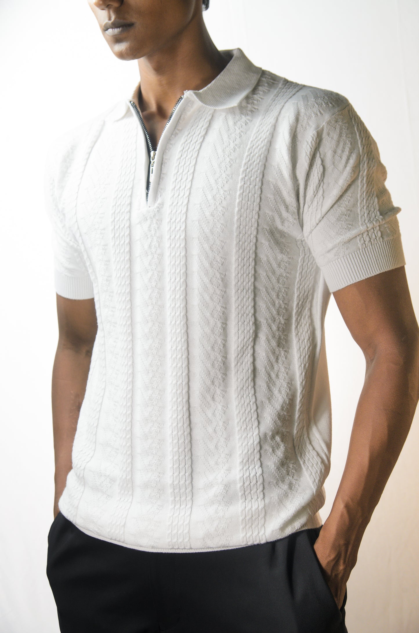 Old Money Concept T-Shirt - WHITE