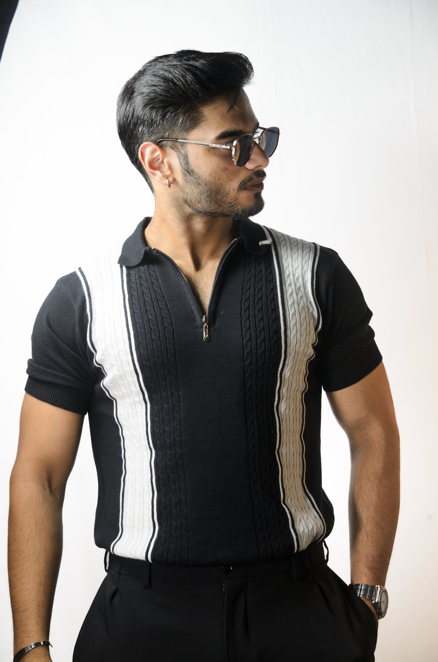 European Style Knitted T-Shirt - BLACK