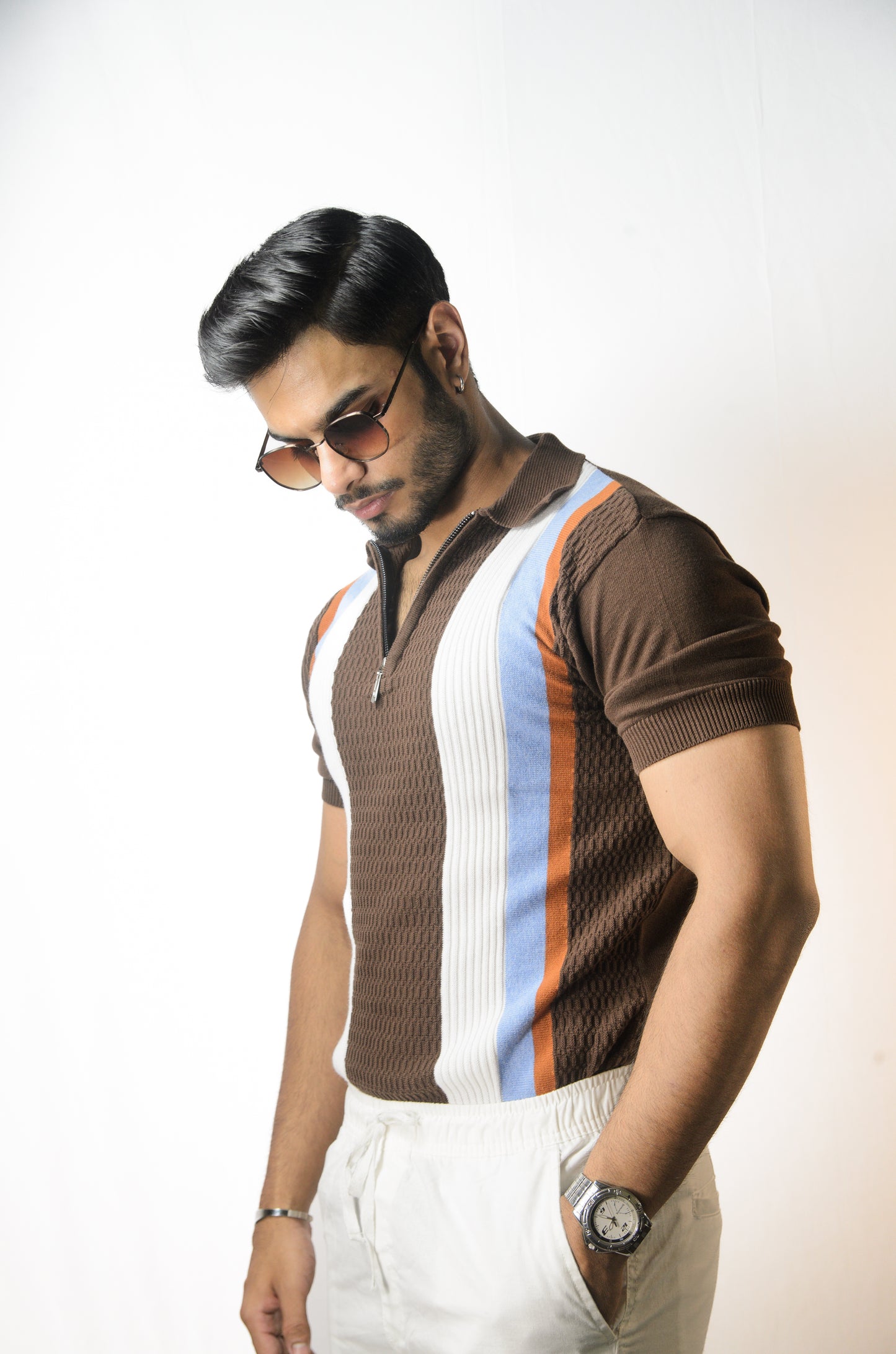 Retro Inspired Knit T-Shirt - BROWN