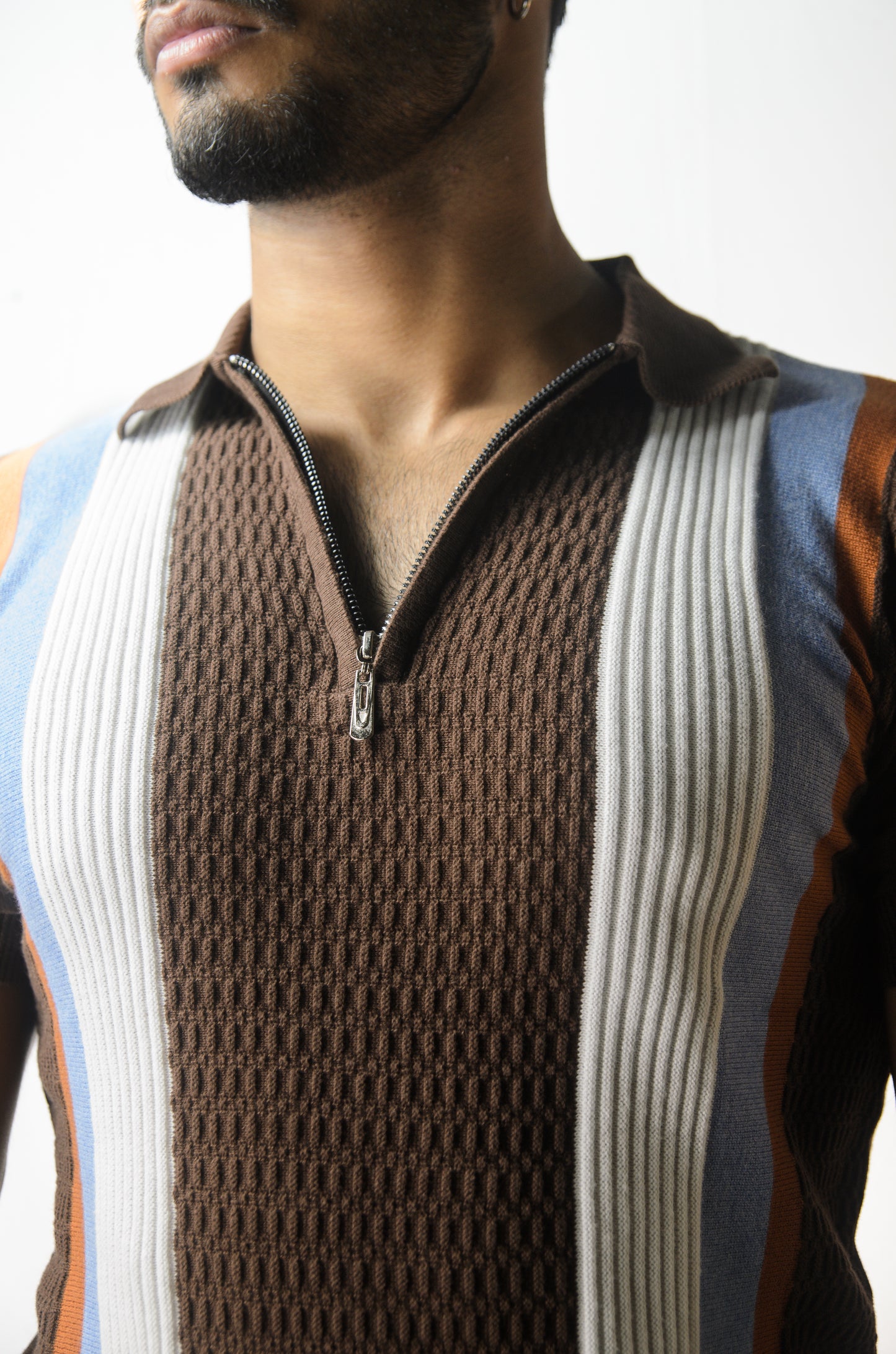 Retro Inspired Knit T-Shirt - BROWN