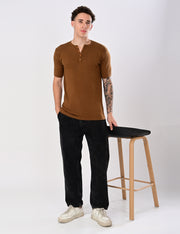 The Gentlemen's Henley - Brown