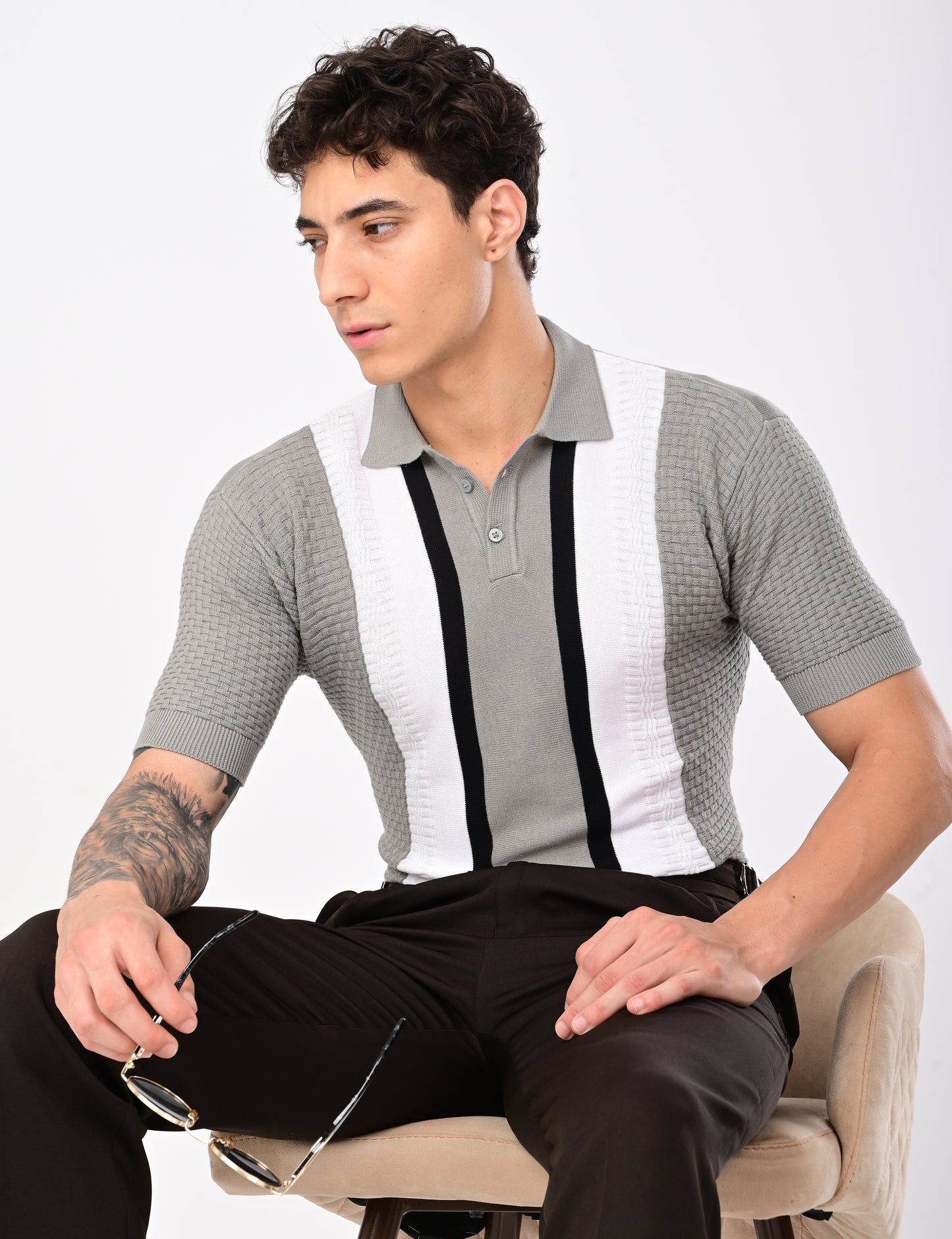 Shelf Knit Tshirt - GREY