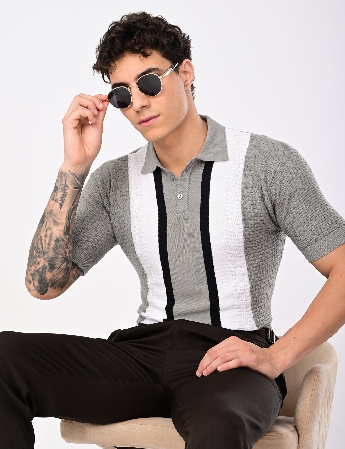Shelf Knit Tshirt - GREY